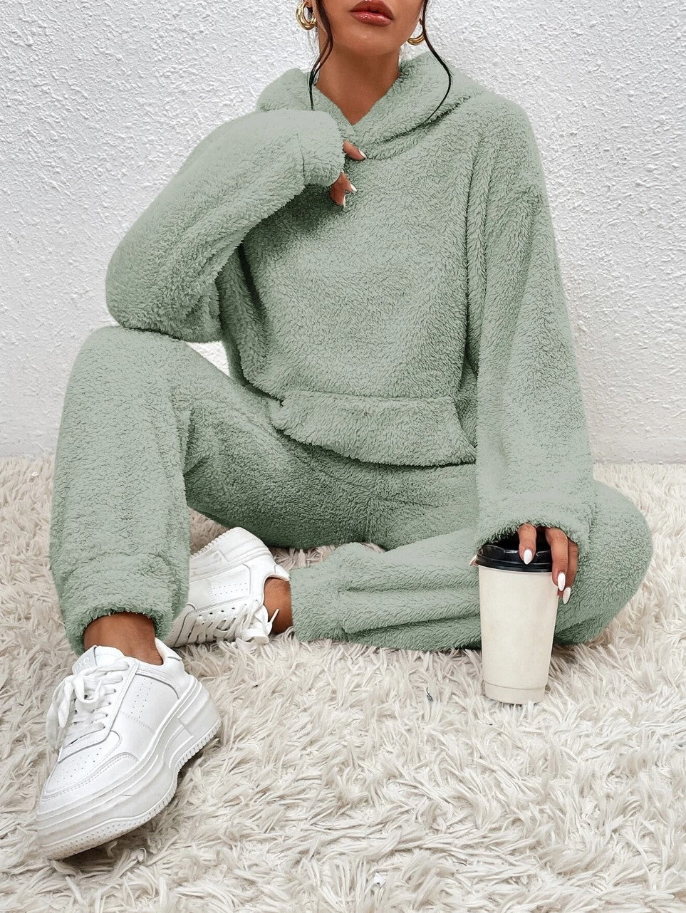 Women's Fleece Lounge Set — Oversized Hoodie & Joggers 2