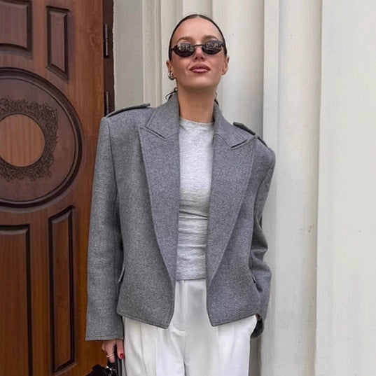 Boucle Tweed Blazer — Padded Shoulders & Relaxed Fit 4