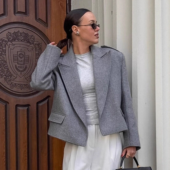 Boucle Tweed Blazer — Padded Shoulders & Relaxed Fit 3