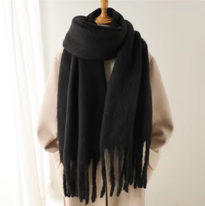 Cashmere-Feel Winter Scarf — Soft Oversized Fringed Wrap for Women in Black