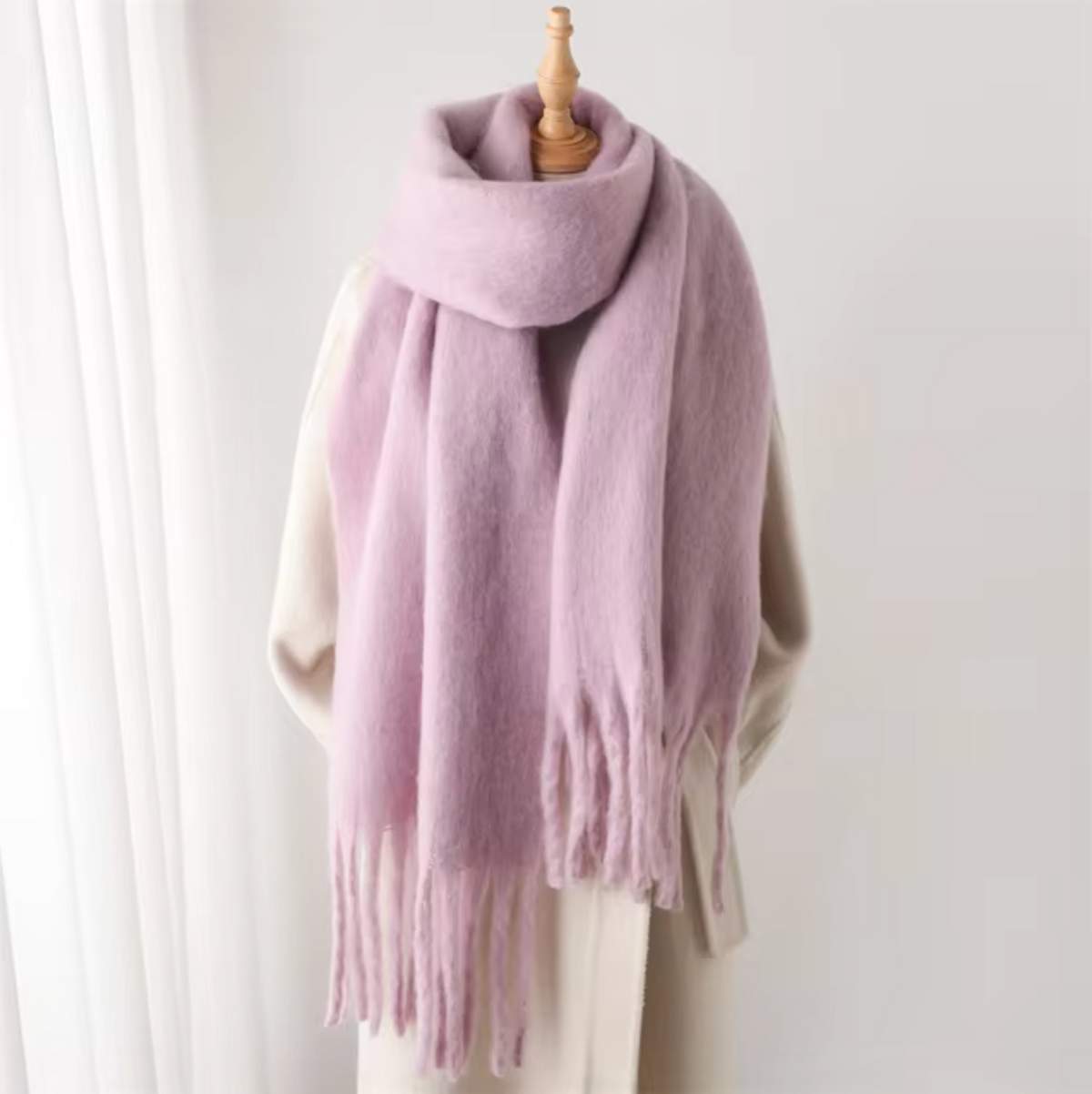 Cashmere-Feel Winter Scarf — Soft Oversized Fringed Wrap for Women in Light Purple