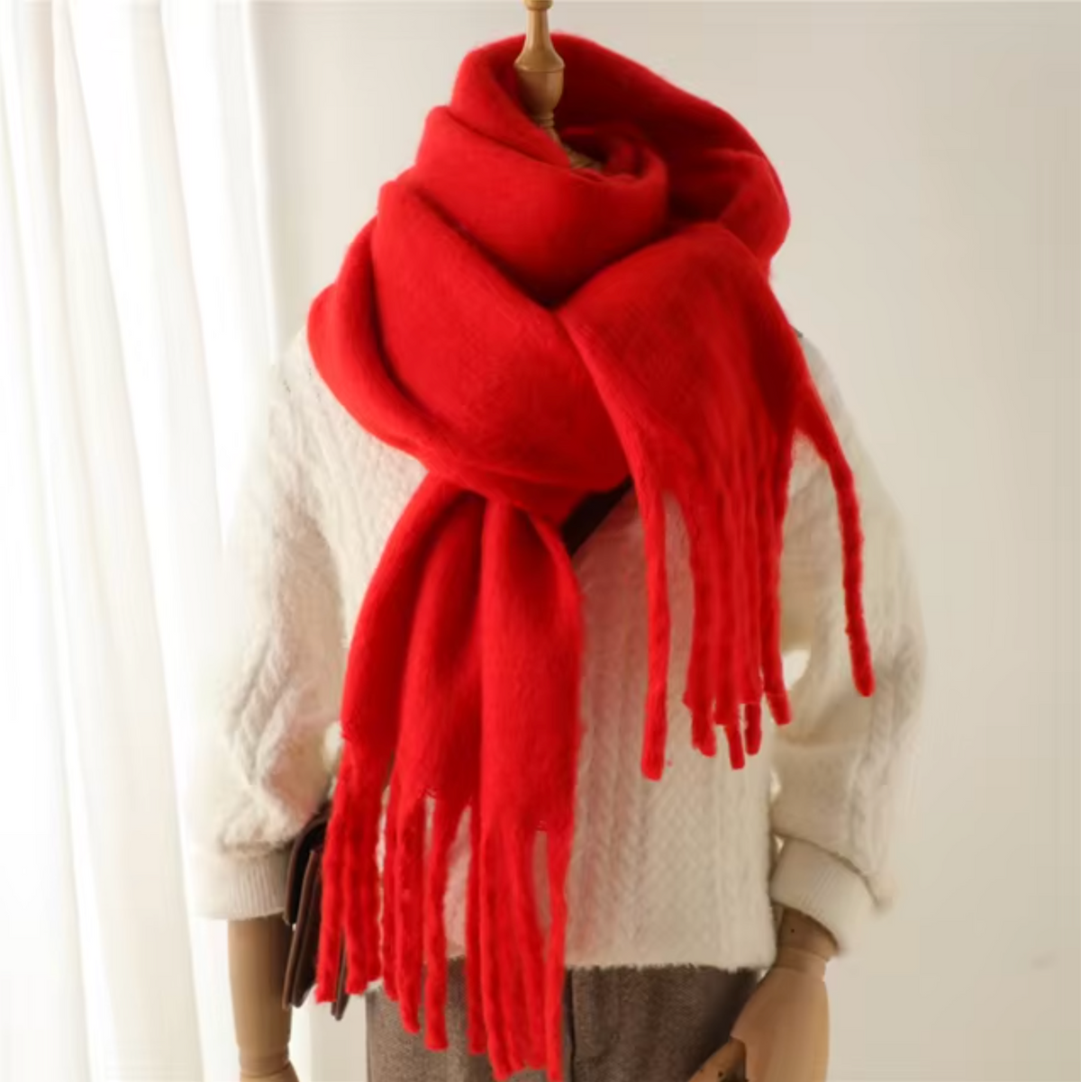 Cashmere-Feel Winter Scarf — Soft Oversized Fringed Wrap for Women in Red