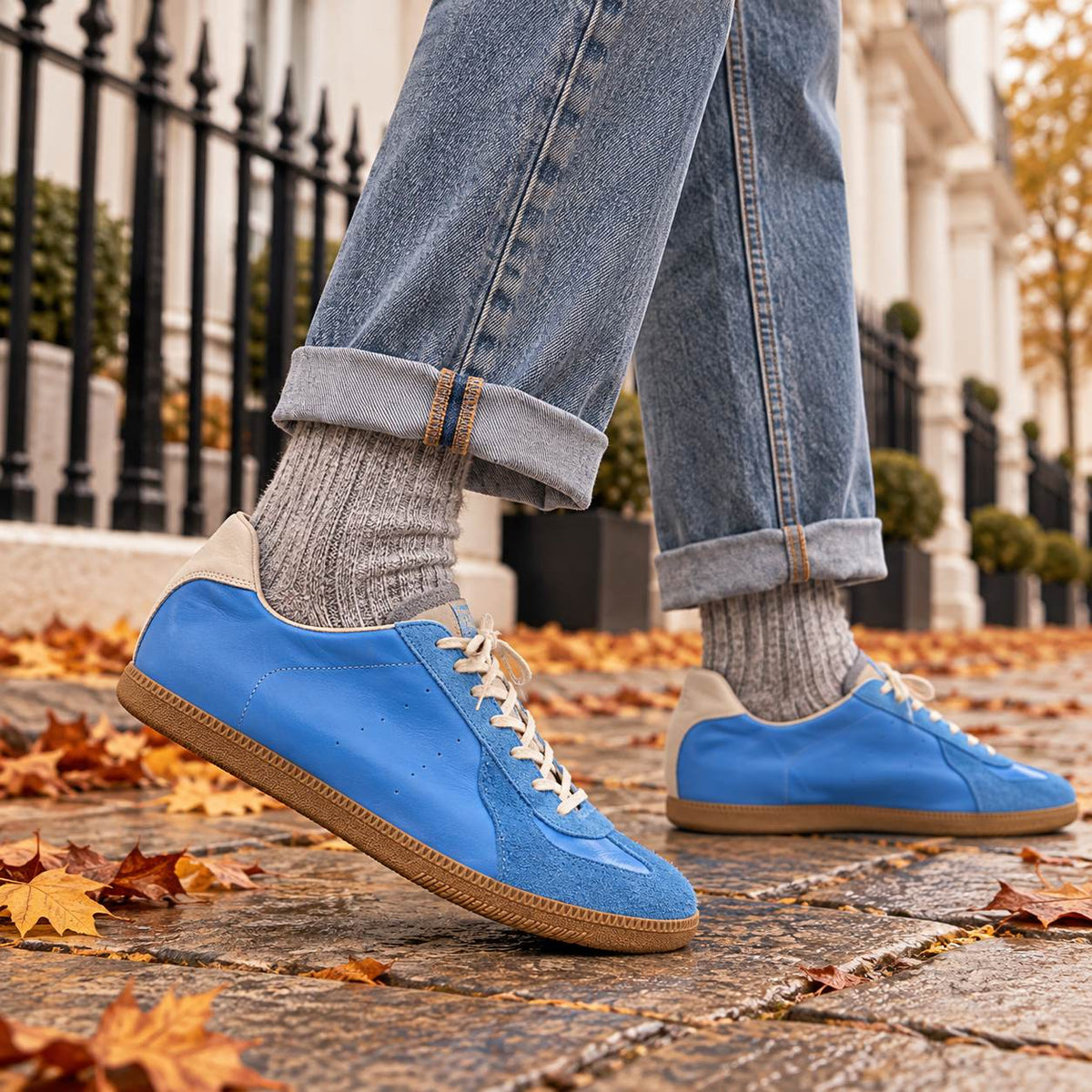 Women's Retro Hidden Heel Sneakers — Matte Low-Top Shoes 5