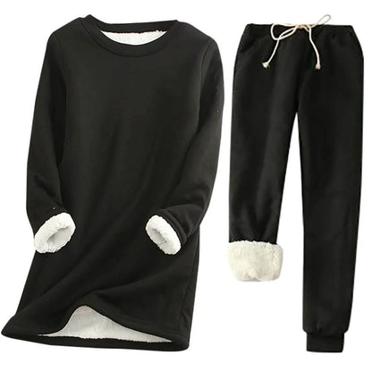 Women's Fleece-Lined Thermal Set — Long-Sleeve Top & Jogger Outfit in Black