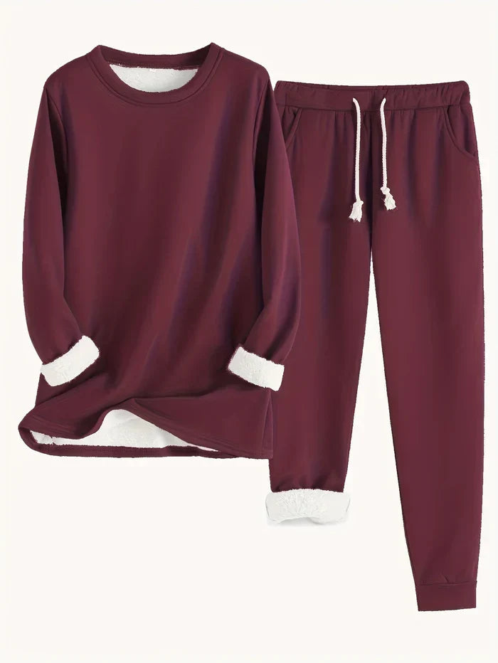 Women's Fleece-Lined Thermal Set — Long-Sleeve Top & Jogger Outfit in Wine Red